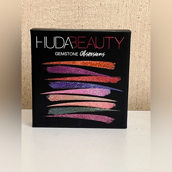 Huda Beauty Gemstones Obsessions Shadow Palette - Picture 1 of 5